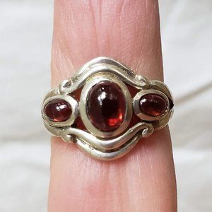 Sterling Silver 3 Stone Cabochon Garnet Ring
